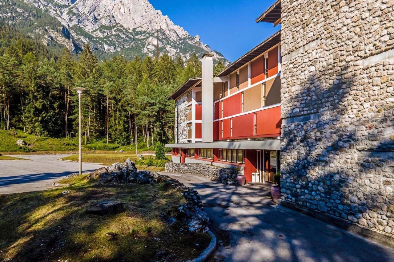 Appartamenti Corte Residence Borca di Cadore Bagian luar foto