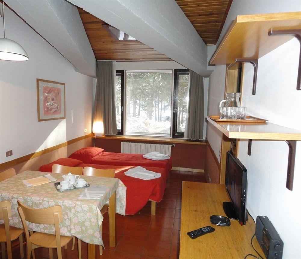 Appartamenti Corte Residence Borca di Cadore Bagian luar foto