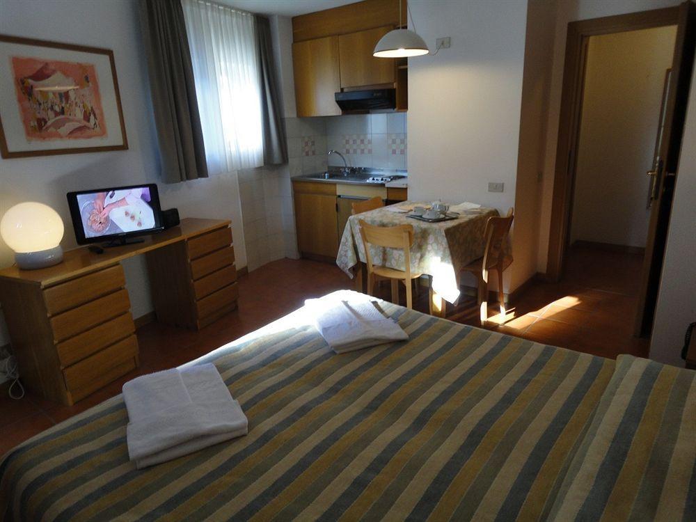 Appartamenti Corte Residence Borca di Cadore Bagian luar foto